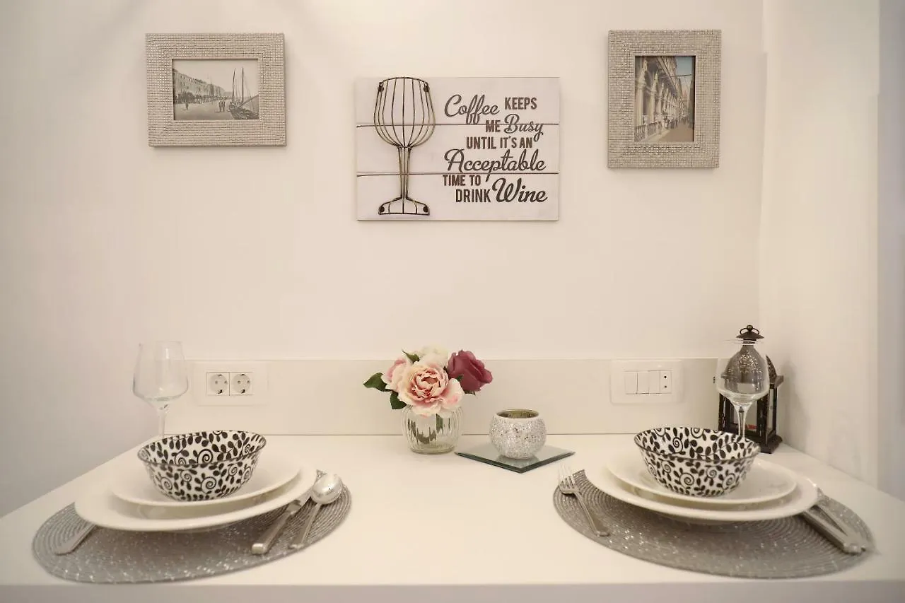 Studio Apartman Sendy Zára
